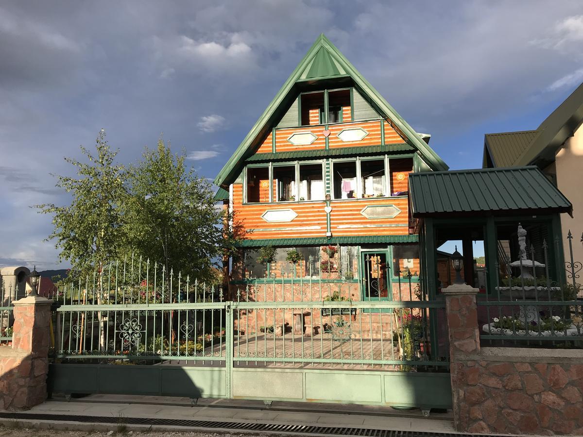 Vila Krismark Žabljak Buitenkant foto